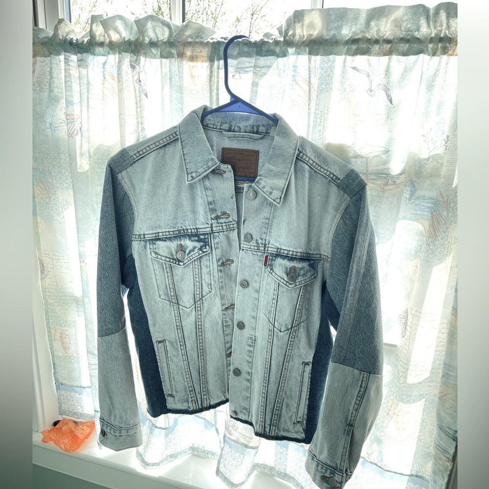 Levi’s Tri-color Women’s Jean Jacket